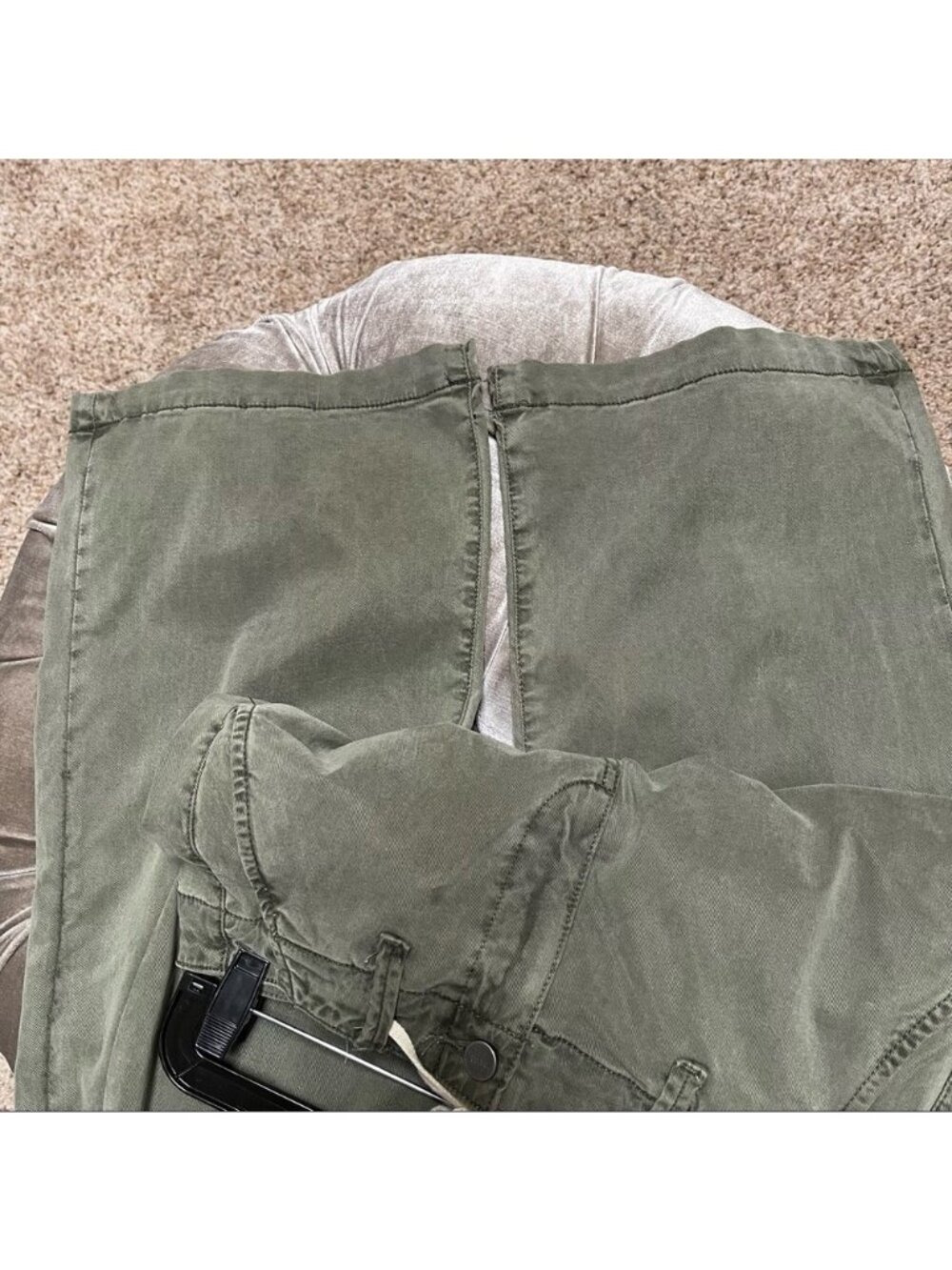Paige VGUC Carly Wide Leg Pant Size 26 In Vintage Green With Drawstring Waist - Picture 14 of 16